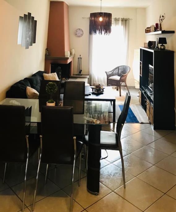Cozy Apartment Near The Hospital 约阿尼纳 外观 照片