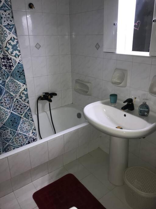 Cozy Apartment Near The Hospital 约阿尼纳 外观 照片