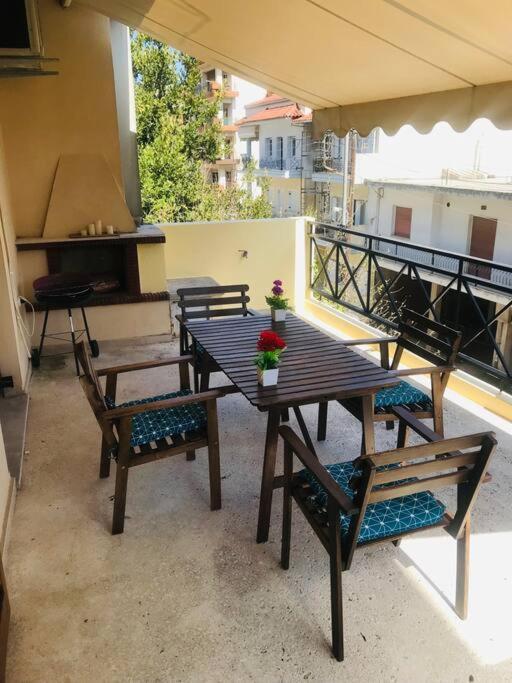 Cozy Apartment Near The Hospital 约阿尼纳 外观 照片